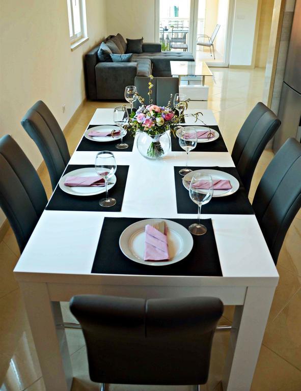 Apartment Luna พอสติรา ภายนอก รูปภาพ